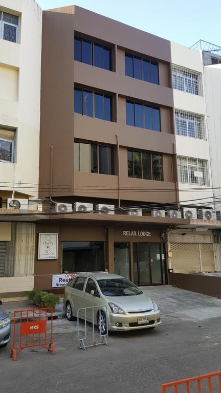 Relax Lodge Bangkok Ngoại thất bức ảnh