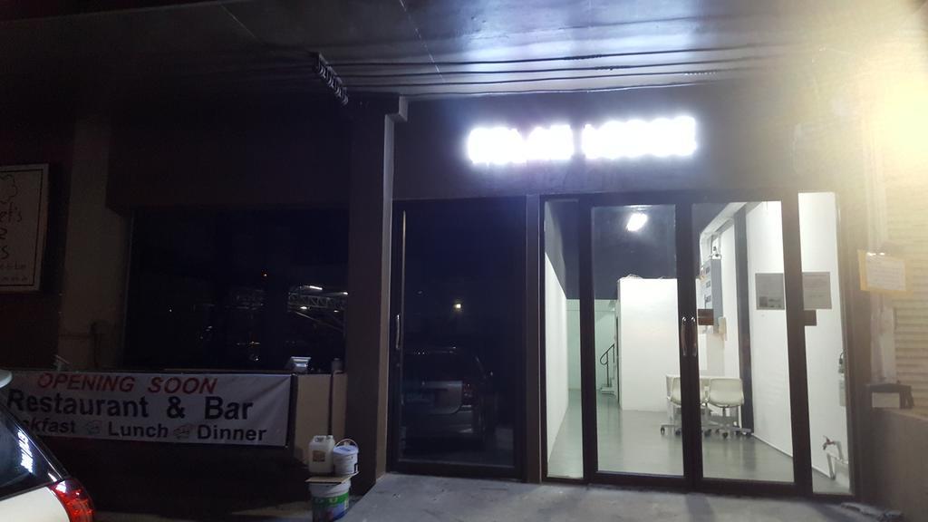 Relax Lodge Bangkok Ngoại thất bức ảnh