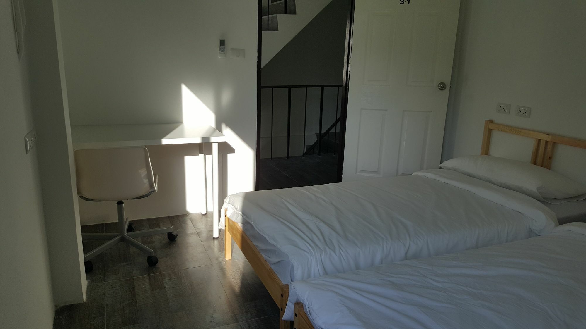 Relax Lodge Bangkok Ngoại thất bức ảnh