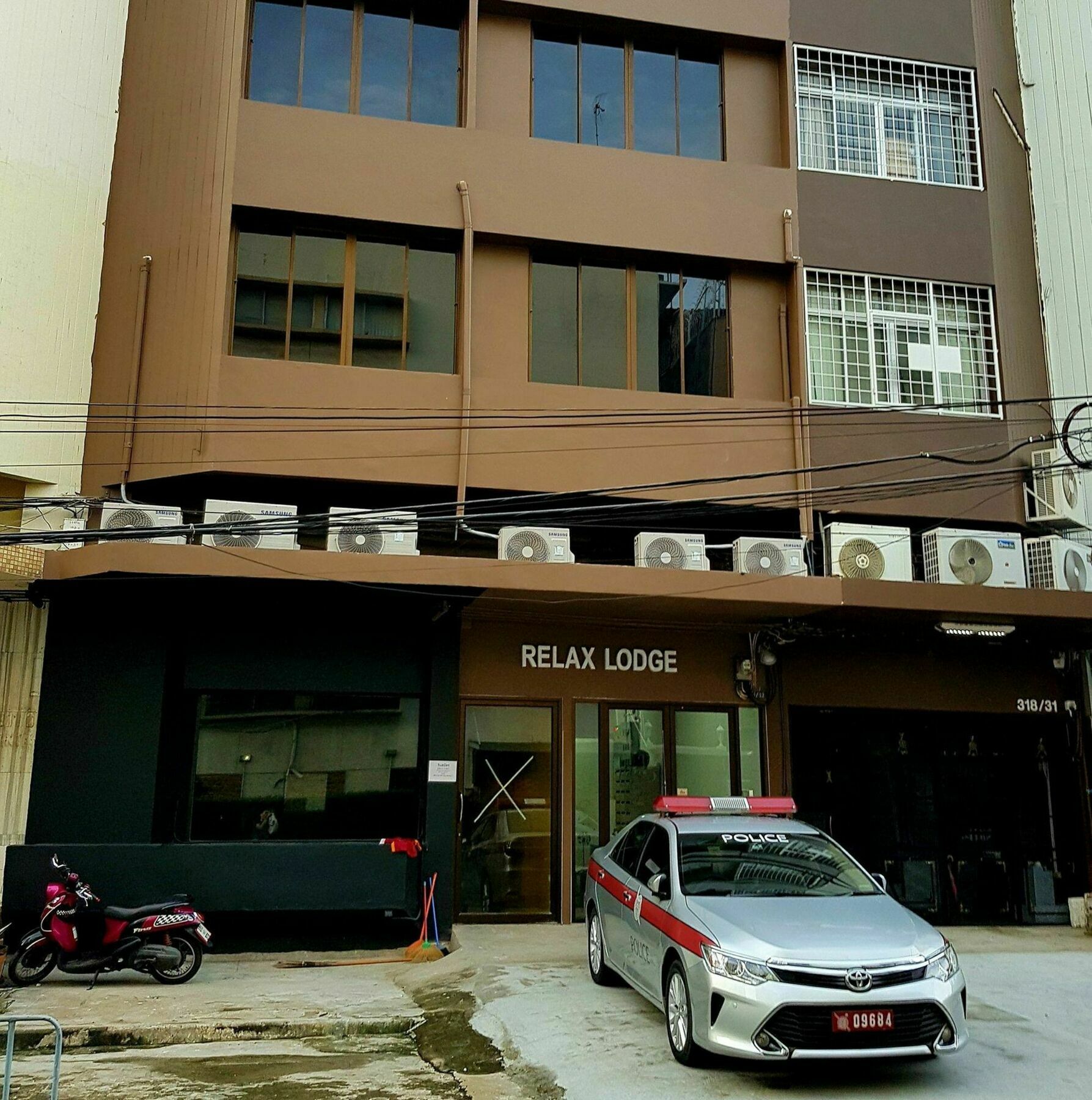 Relax Lodge Bangkok Ngoại thất bức ảnh